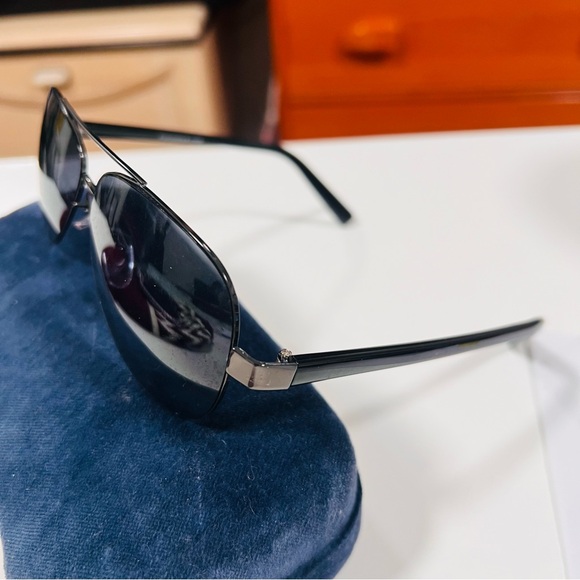 Pug Sunglasses - Picture 3 of 6